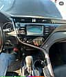 Toyota Camry SE 2019 - miniatura 4
