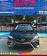 Toyota Camry SE 2019 - miniatura 2