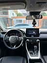 Toyota RAV4 LE 2022 - miniatura 11