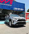Toyota RAV4 XLE 2020 - miniatura 3