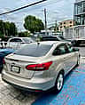 Ford Focus SE 2017 - miniatura 3