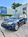Toyota 4Runner SR5 2008 - miniatura 1