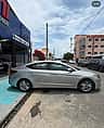 Hyundai Elantra SEL 2020 - miniatura 3