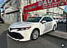 Toyota Camry LE 2019 - miniatura 1