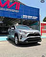 Toyota RAV4 XLE 2020 - miniatura 3