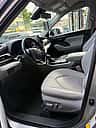 Toyota Highlander LE 2020 - miniatura 8