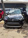 Toyota RAV4 LE 2021 - miniatura 2