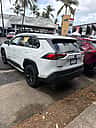 Toyota RAV4 LE 2023 - miniatura 3