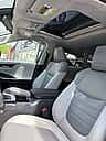 Toyota RAV4 XLE Premium 2019 - miniatura 5