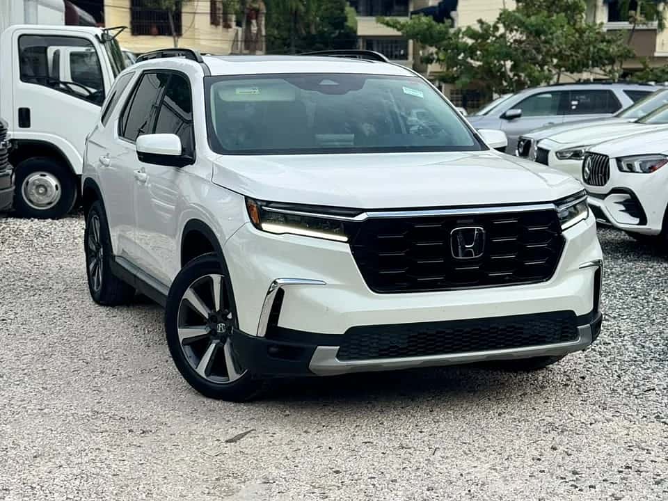 2023 Honda Pilot Touring usado en venta por FADIR AUTO GROUP