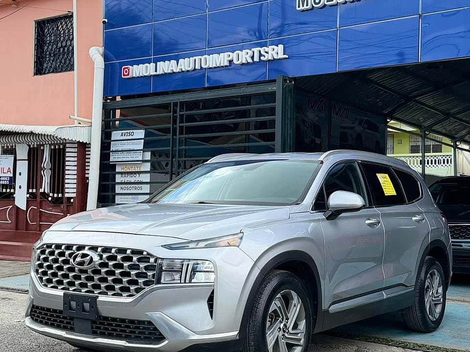 2021 Hyundai Santa Fe SEL usado en venta por Molina Auto Import