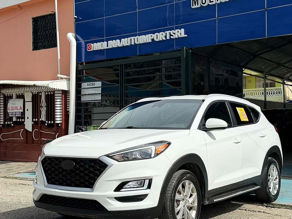 2021 Hyundai Tucson SE usado en venta por Molina Auto Import