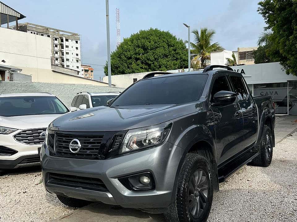 2021 Nissan Frontier NP300 usado en venta por Cava Auto Dealer