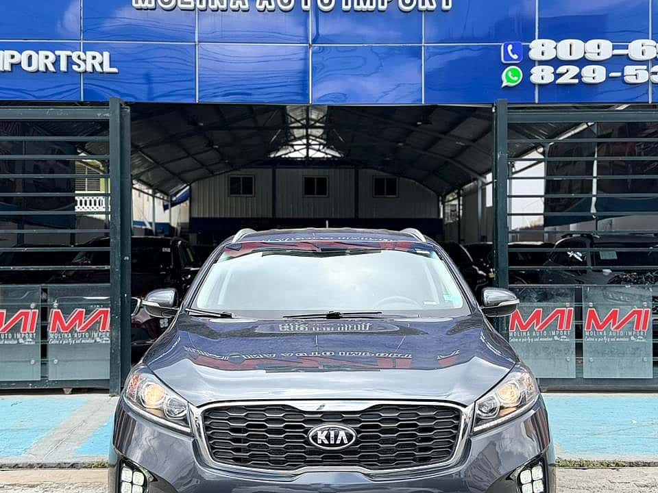 2020 Kia Sorento LX usado en venta por Autologo
