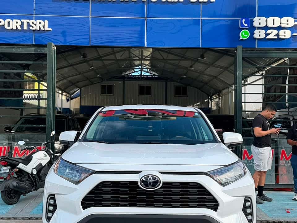 2022 Toyota RAV4 LE usado en venta por Autologo
