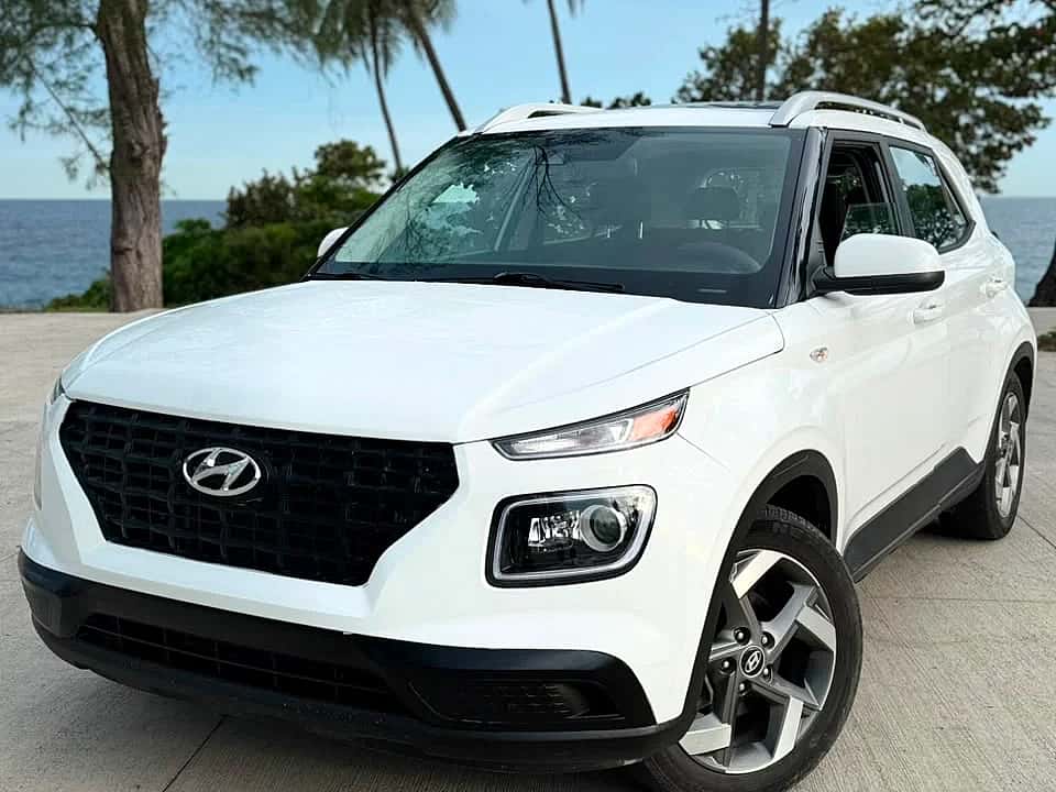 2022 Hyundai Venue usado en venta por GW AUTOS 