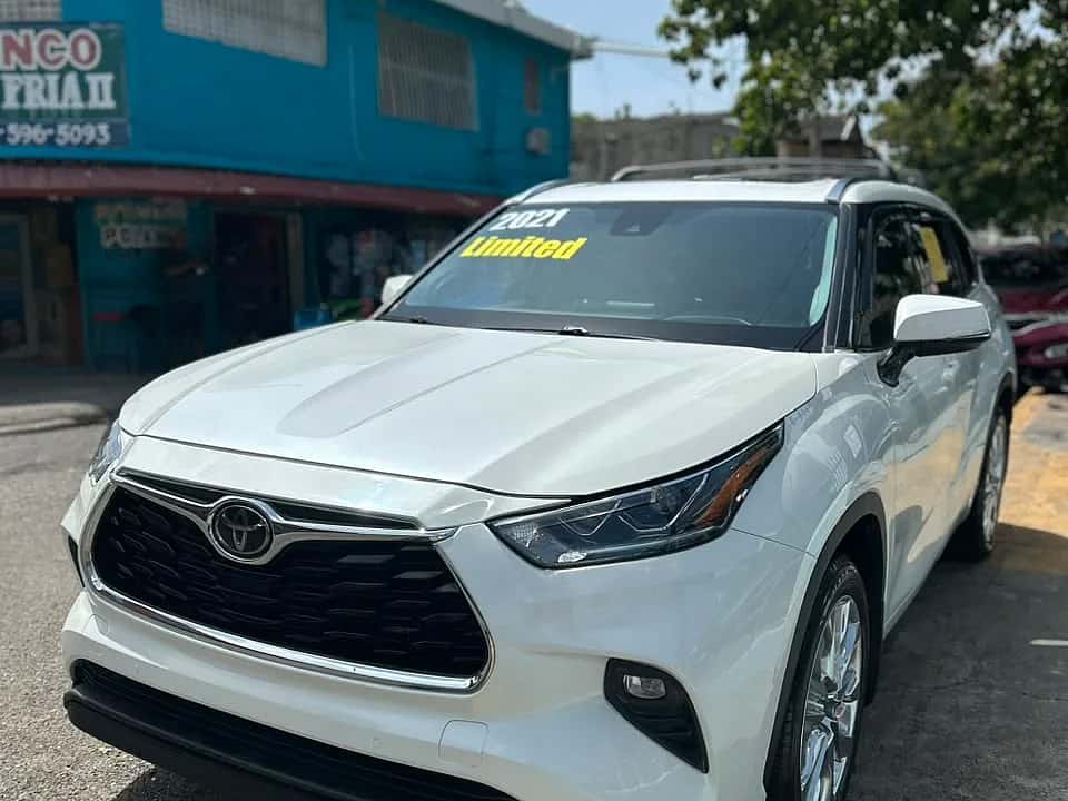 2021 Toyota Highlander Limited usado en venta por D' PAPAMO AUTO IMPORT