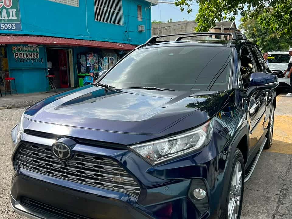 2019 Toyota RAV4 Limited usado en venta por D' PAPAMO AUTO IMPORT