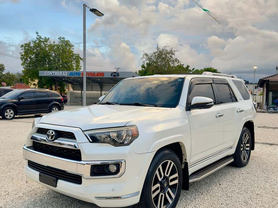 2014 Toyota 4 Runner Limited usado en venta por Freddy López Luna