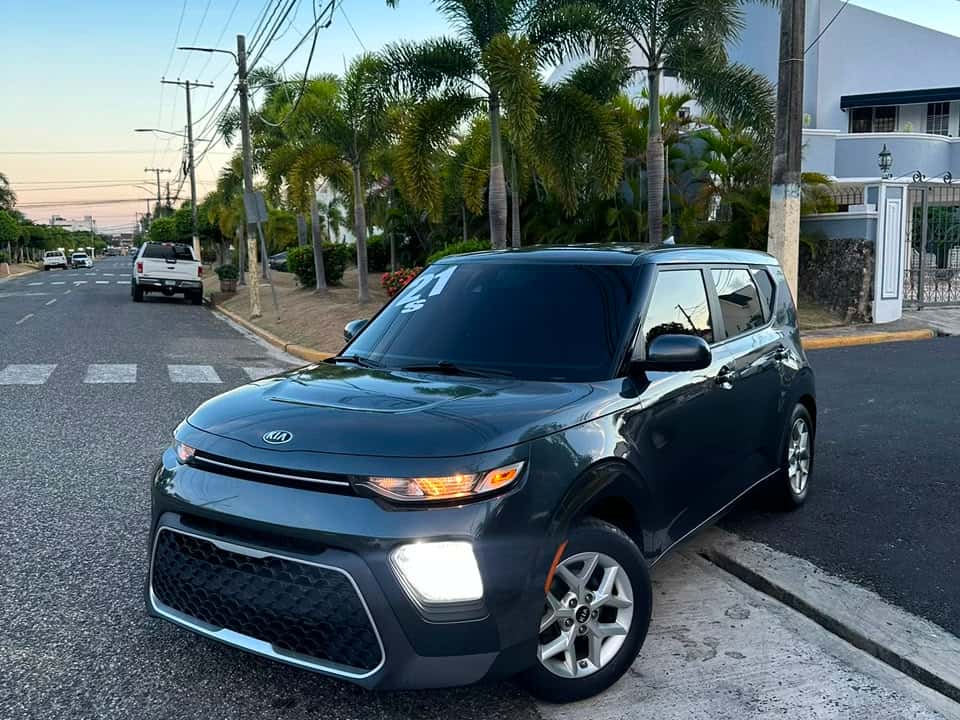 2021 Kia Soul S usado en venta por Teocracia Auto Import