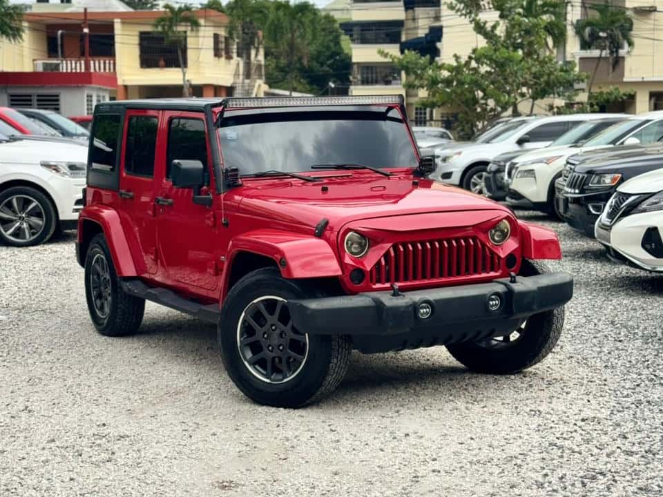 2015 Jeep Wrangler Sahara Unlimited usado en venta por FADIR AUTO GROUP 