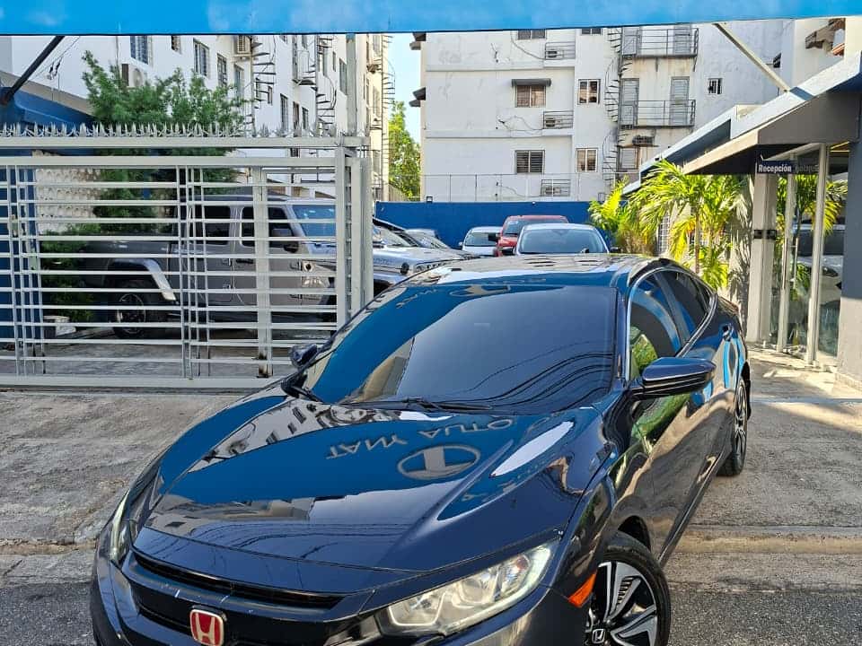 2016 Honda Civic EXL usado en venta por Tany Autos