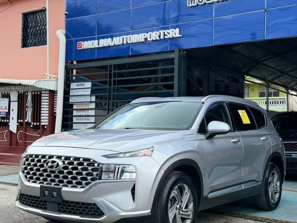 2021 Hyundai Santa Fe SEL usado en venta por Molina Auto Import