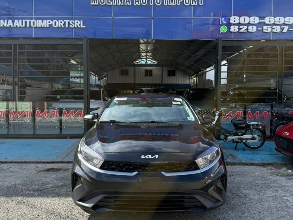 2023 Kia Forte usado en venta por Molina Auto Import