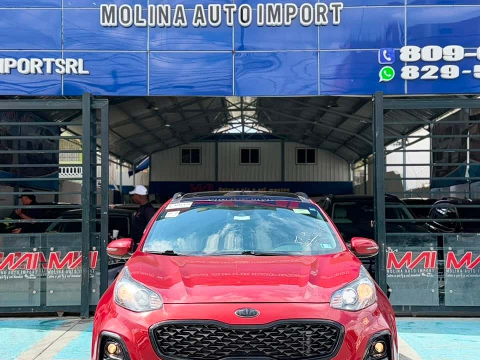 2021 Kia Sportage EX usado en venta por Molina Auto Import
