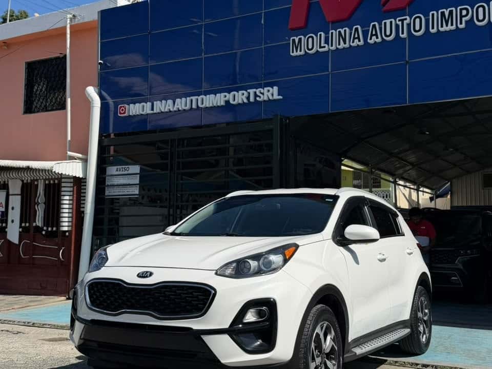 2021 Kia Sportage LX usado en venta por Molina Auto Import