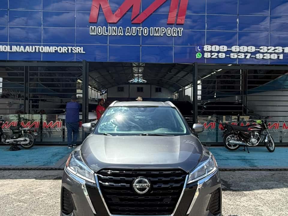 2021 Nissan Kicks SV usado en venta por Molina Auto Import