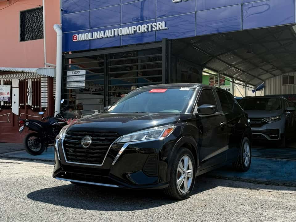 2021 Nissan Kicks usado en venta por Molina Auto Import