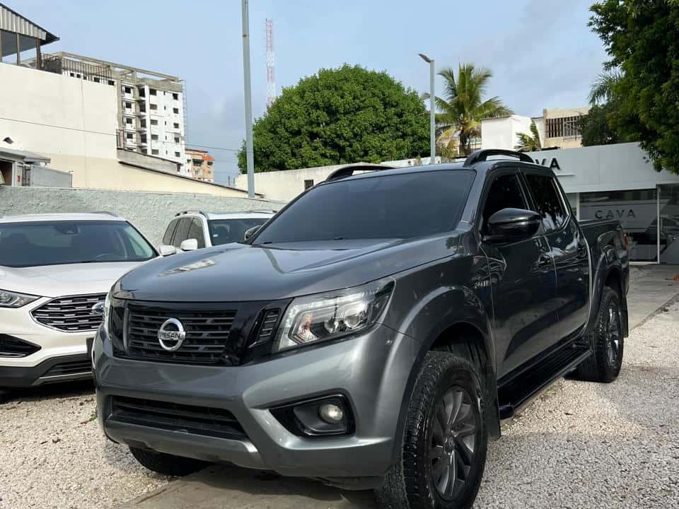 2021 Nissan Frontier NP300 usado en venta por Cava Auto Dealer
