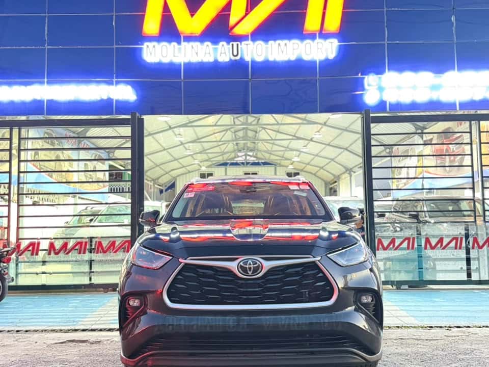2022 Toyota Highlander XLE usado en venta por Autologo