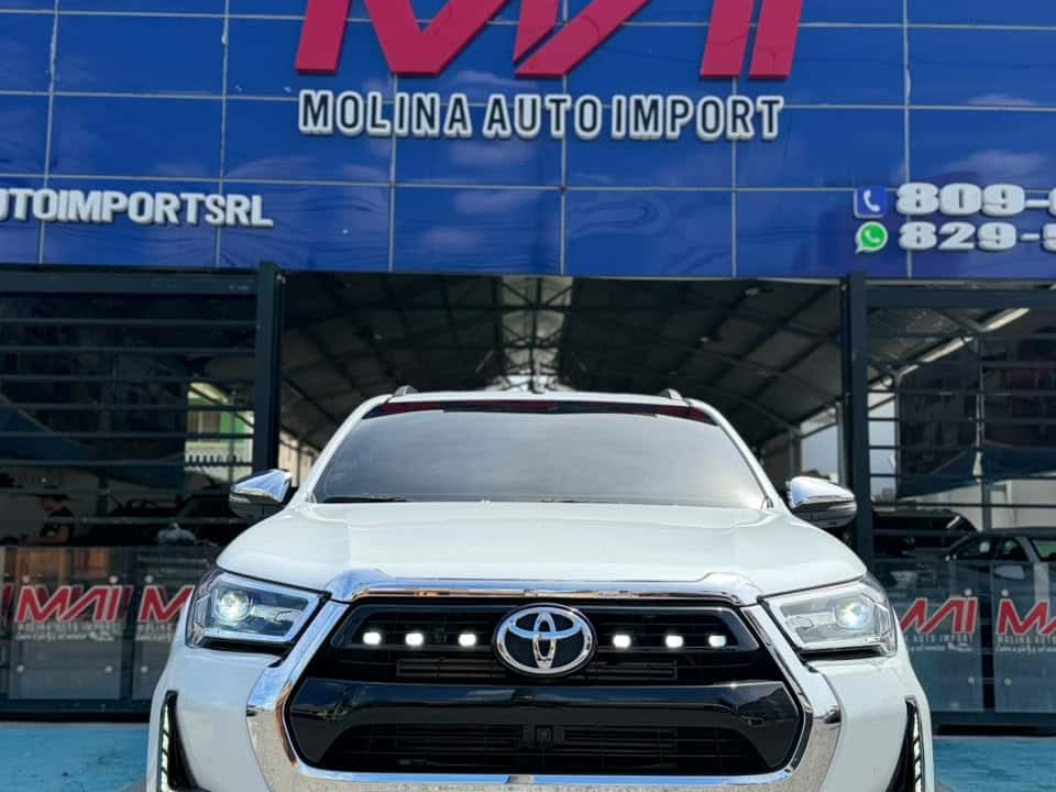 2025 Toyota Hilux SRV usado en venta por Autologo