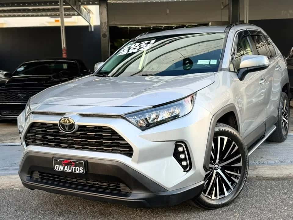 2021 Toyota RAV4 LE usado en venta por GW AUTOS