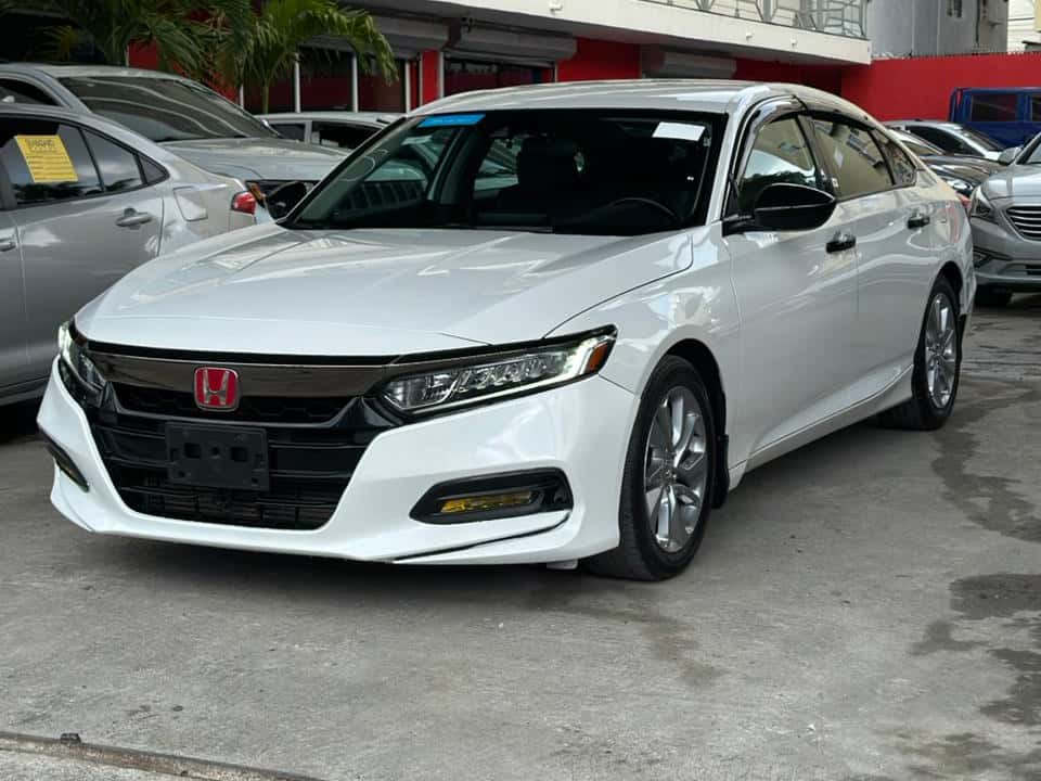 2020 Honda Accord Sport usado en venta por Carlitos Auto Import, SRL
