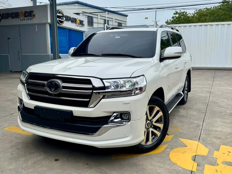 2020 Toyota Land Cruiser VXR usado en venta por A&Y AutoSales