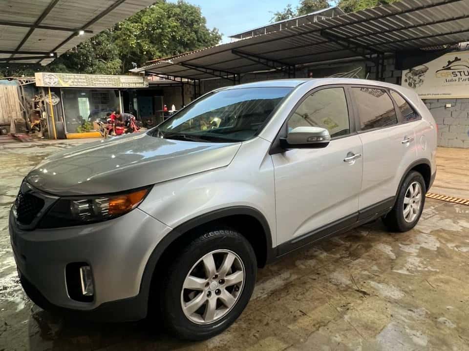 2014 Kia Sorento EX usado en venta por Juan José Hernandez