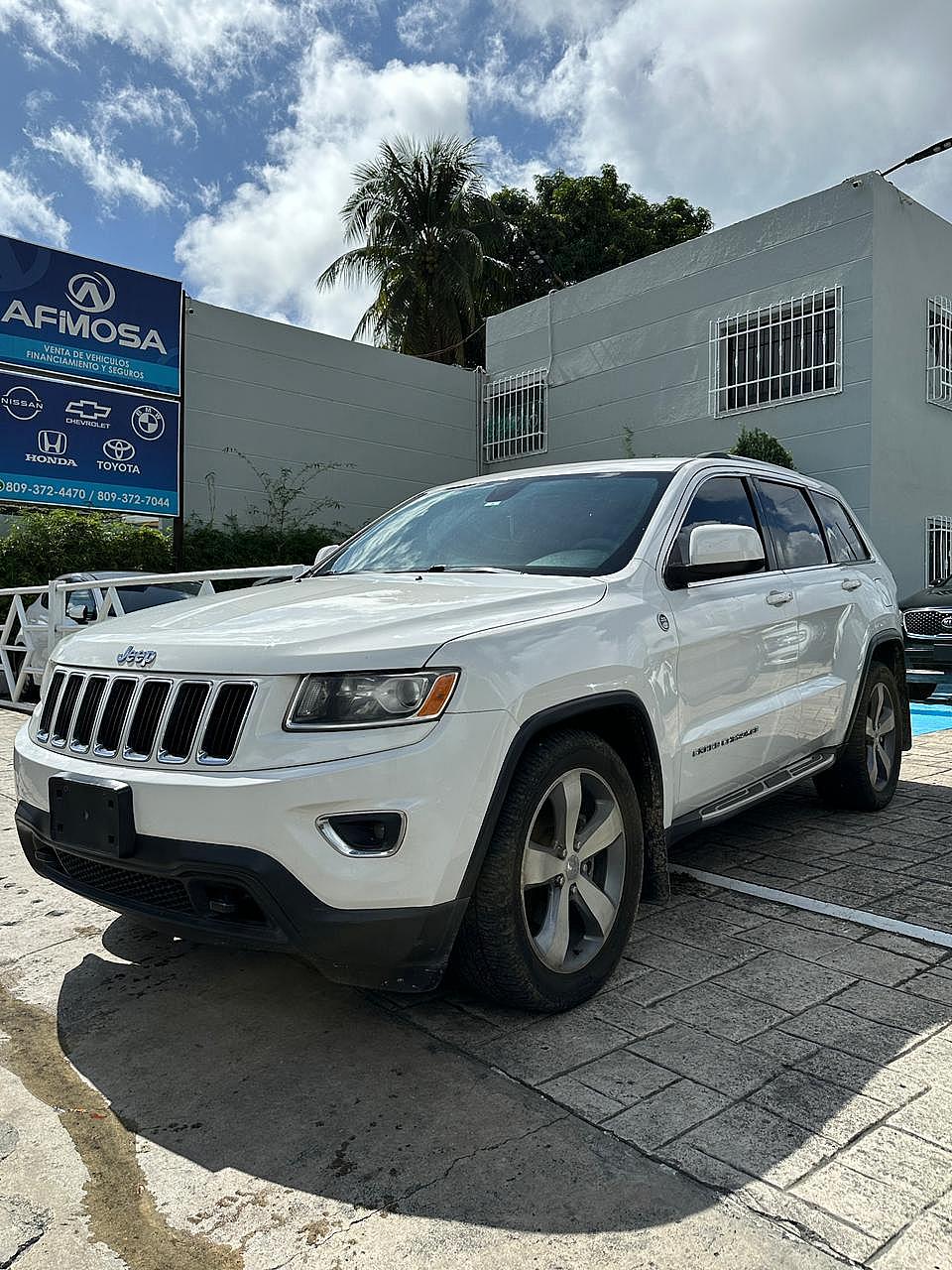 Jeep Grand Cherokee Laredo 2014 en venta - vista principal