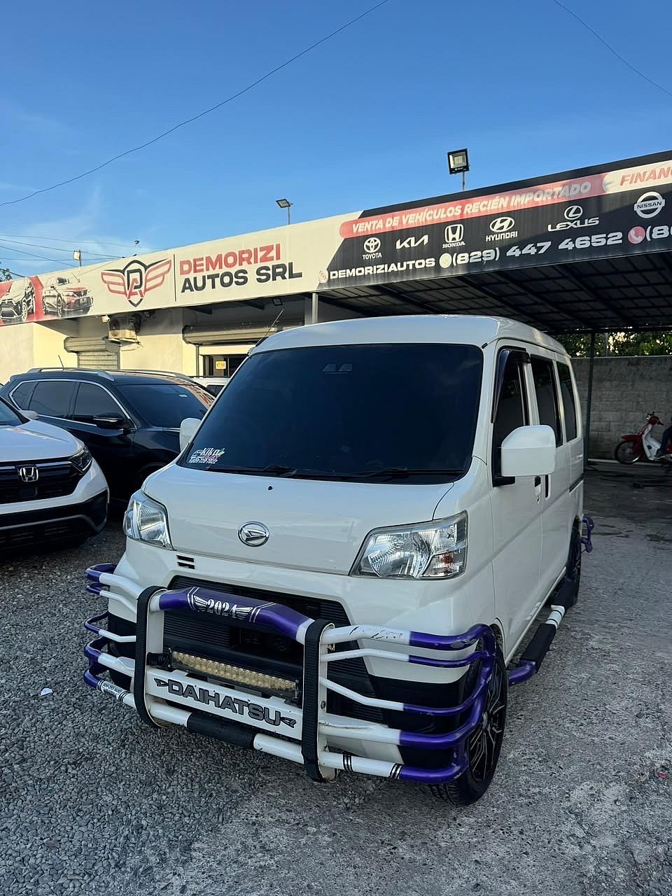 Daihatsu Hijet Minivan 2018 en venta - vista principal