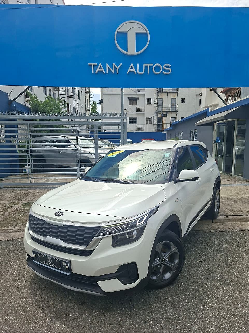 Kia Seltos LX 2022 en venta - vista principal