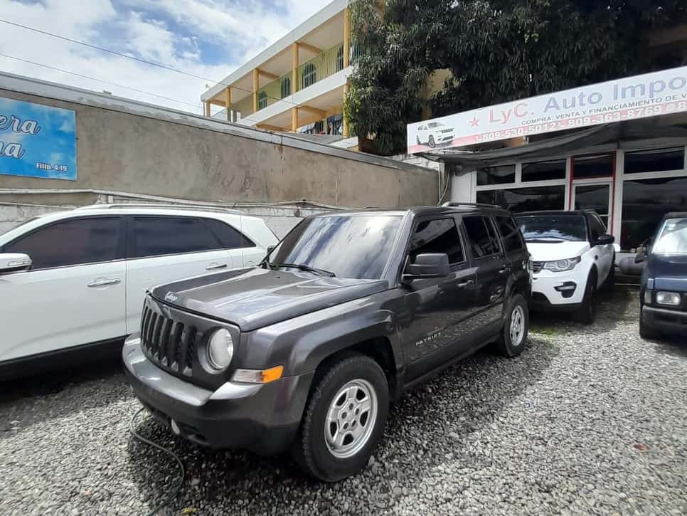 2017 Jeep Patriot Sport usado en venta por L y C AUTO IMPORT