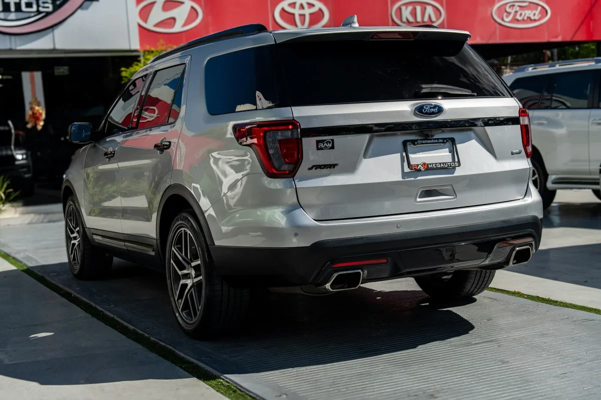Ford Explorer Sport 2017 - Imagen 13