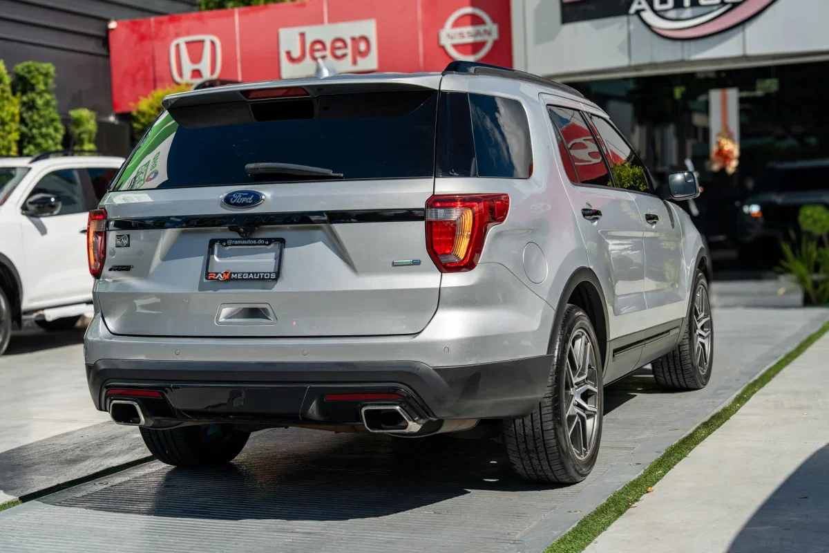 Ford Explorer Sport 2017 - Imagen 17