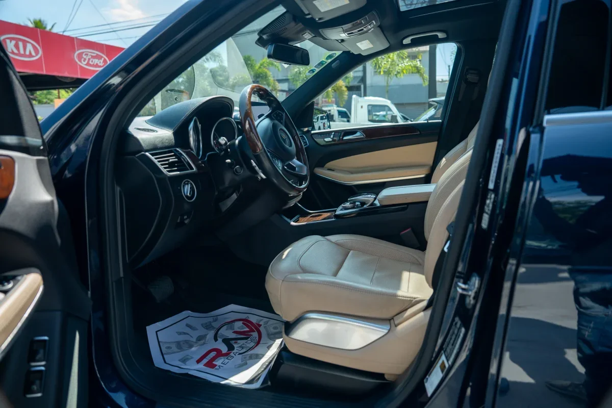 Mercedes Benz GLS 550 AMG 2019 - Imagen 13