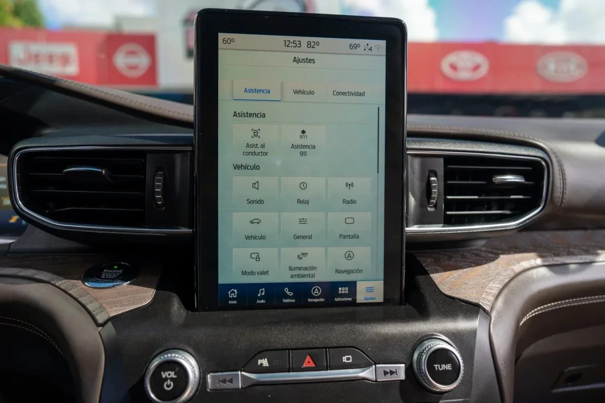 Ford Explorer Platinum 2021 - Imagen 11