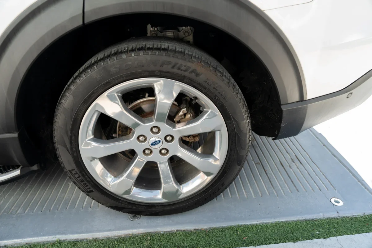 Ford Explorer Platinum 2021 - Imagen 16