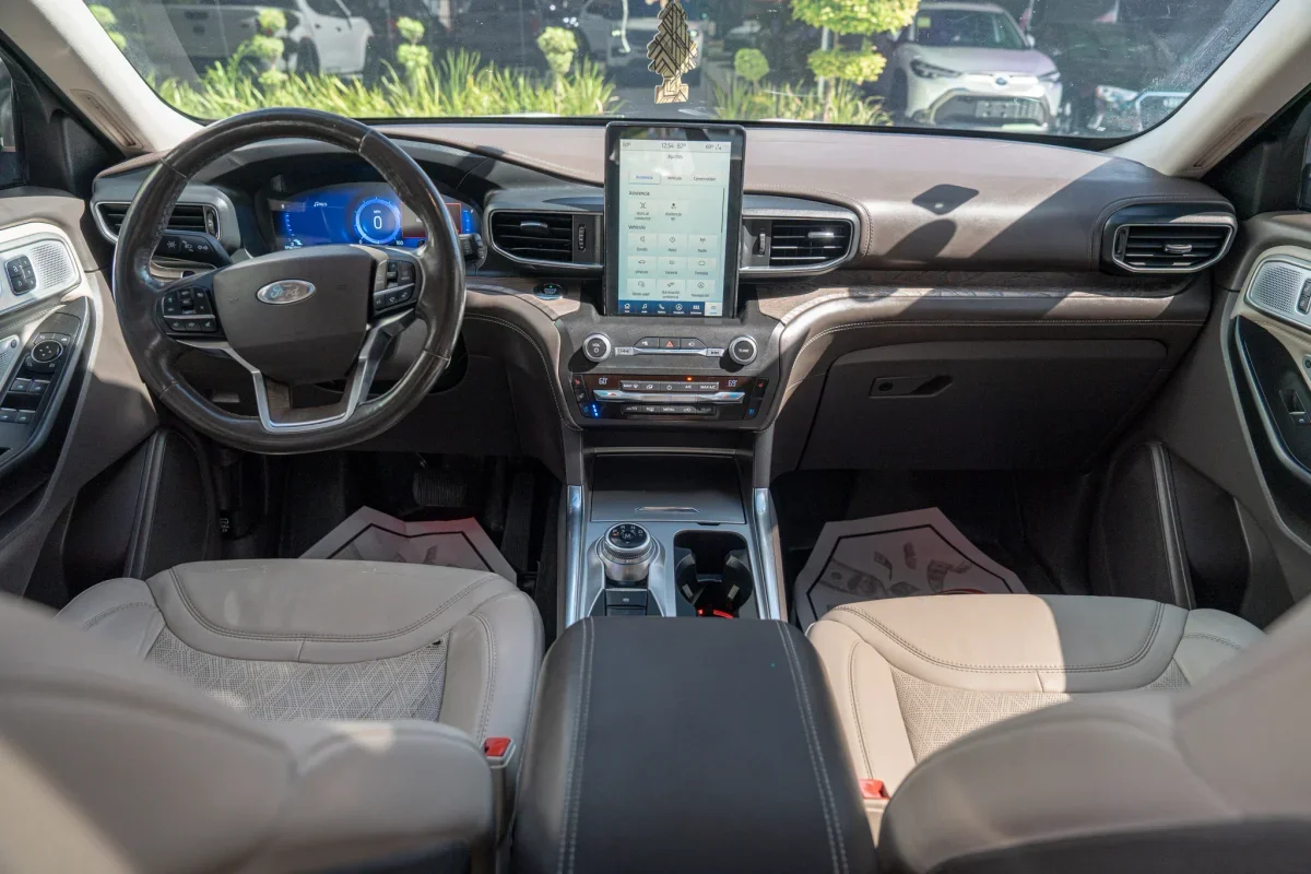 Ford Explorer Platinum 2021 - Imagen 4