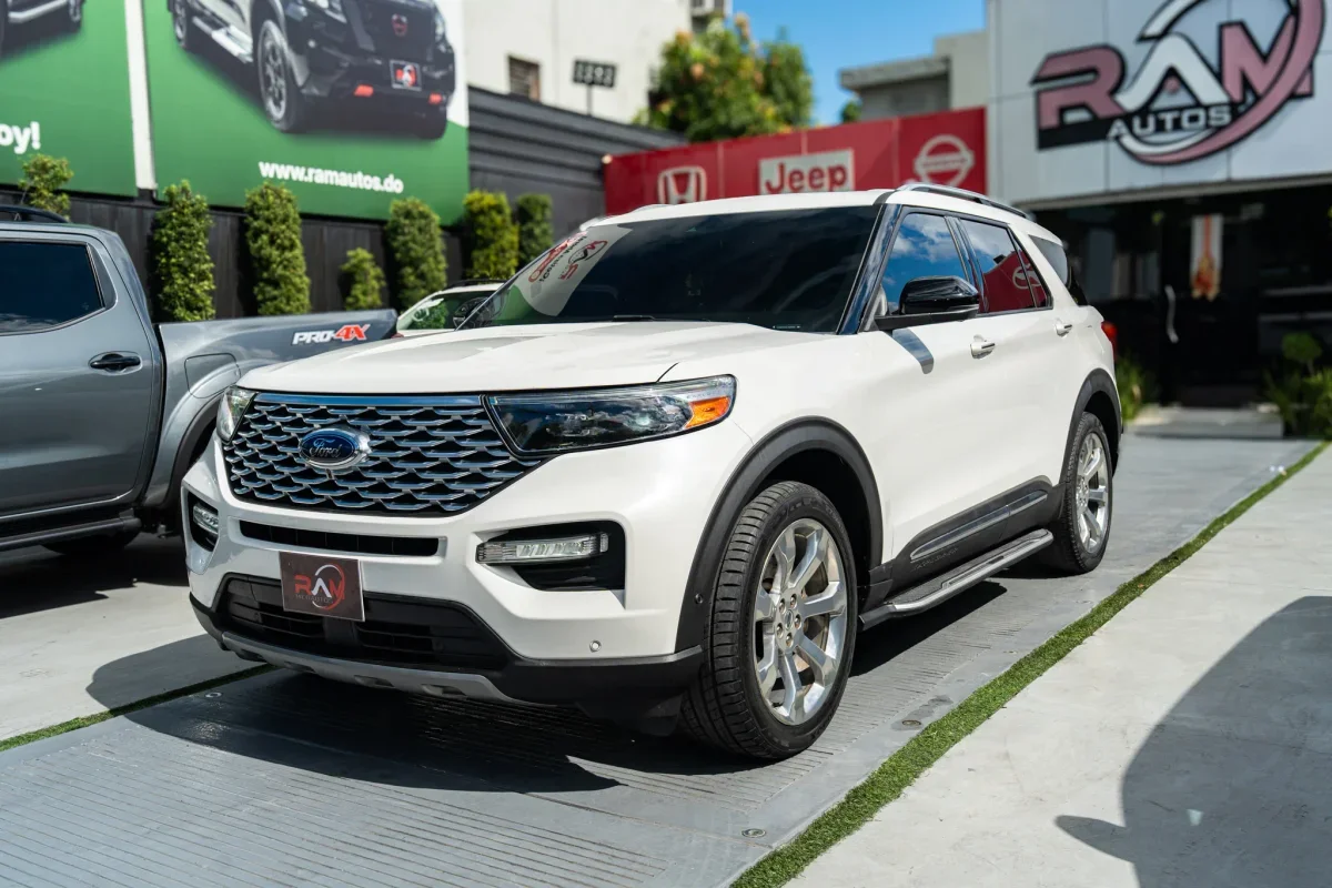 Ford Explorer Platinum 2021